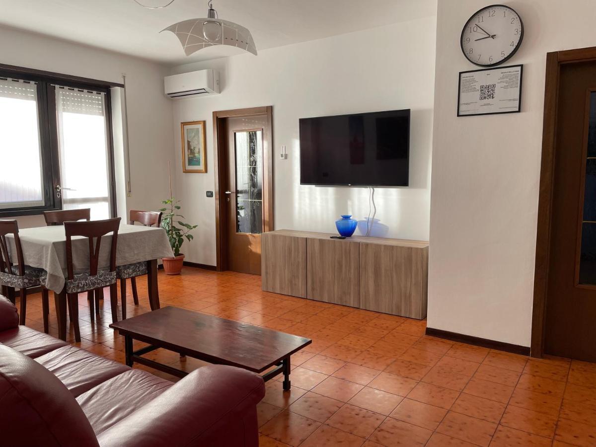 Appartamento Spazioso Con 3 Camere Da Letto Рива-дель-Гарда Экстерьер фото