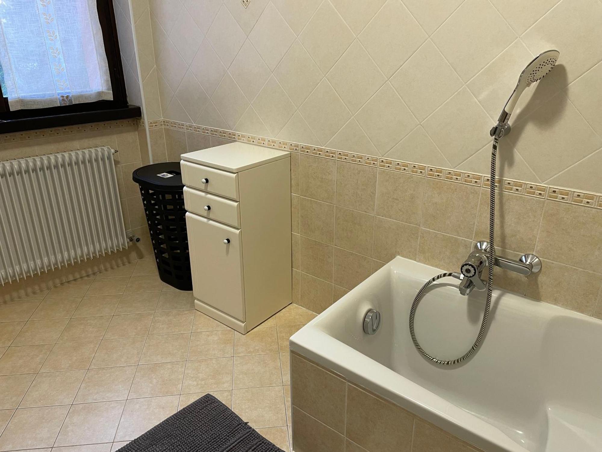 Appartamento Spazioso Con 3 Camere Da Letto Рива-дель-Гарда Экстерьер фото